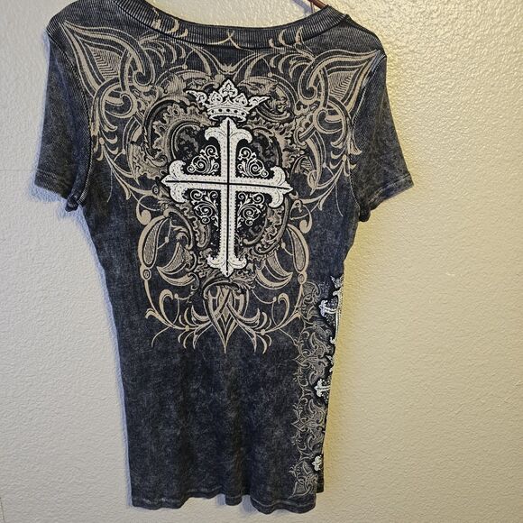 Vocal Women’s Rhinestone Cross Graphic V-Neck T-Shirt Black Biker Edgy DD721 - Picture 3 of 9